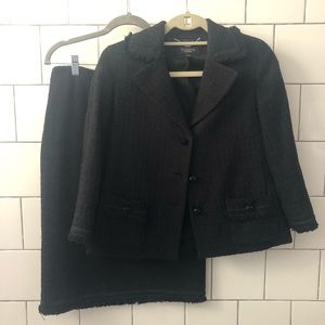 Black tweed Talbots suit Chanel style sz 6/4